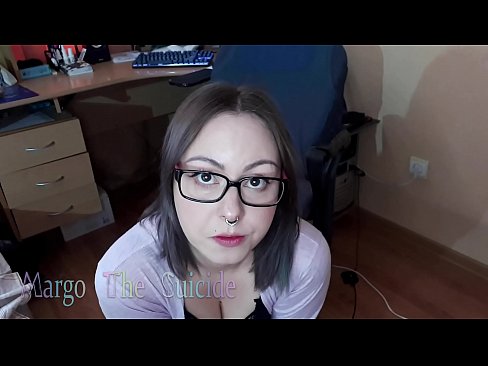 ❤️ Sexy dievča s okuliarmi hlboko fajčí vibrátor na kameru ️ Porno na sk.moresexmovies.ru ️❤